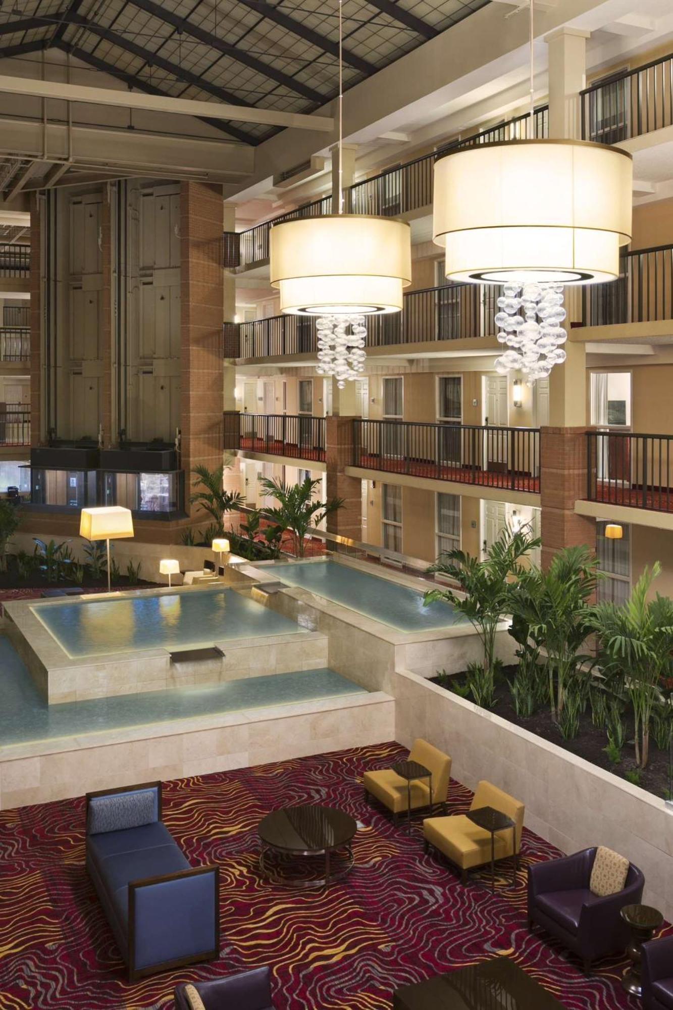 Embassy Suites Cleveland - Beachwood Εξωτερικό φωτογραφία